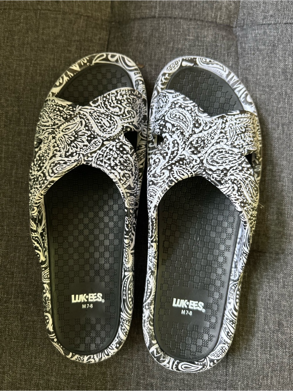 Muk Luks Black & White Paisley Slide Sandals
